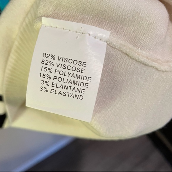 K Derhy long white top, white with vintage model, size OS - Picture 7 of 12